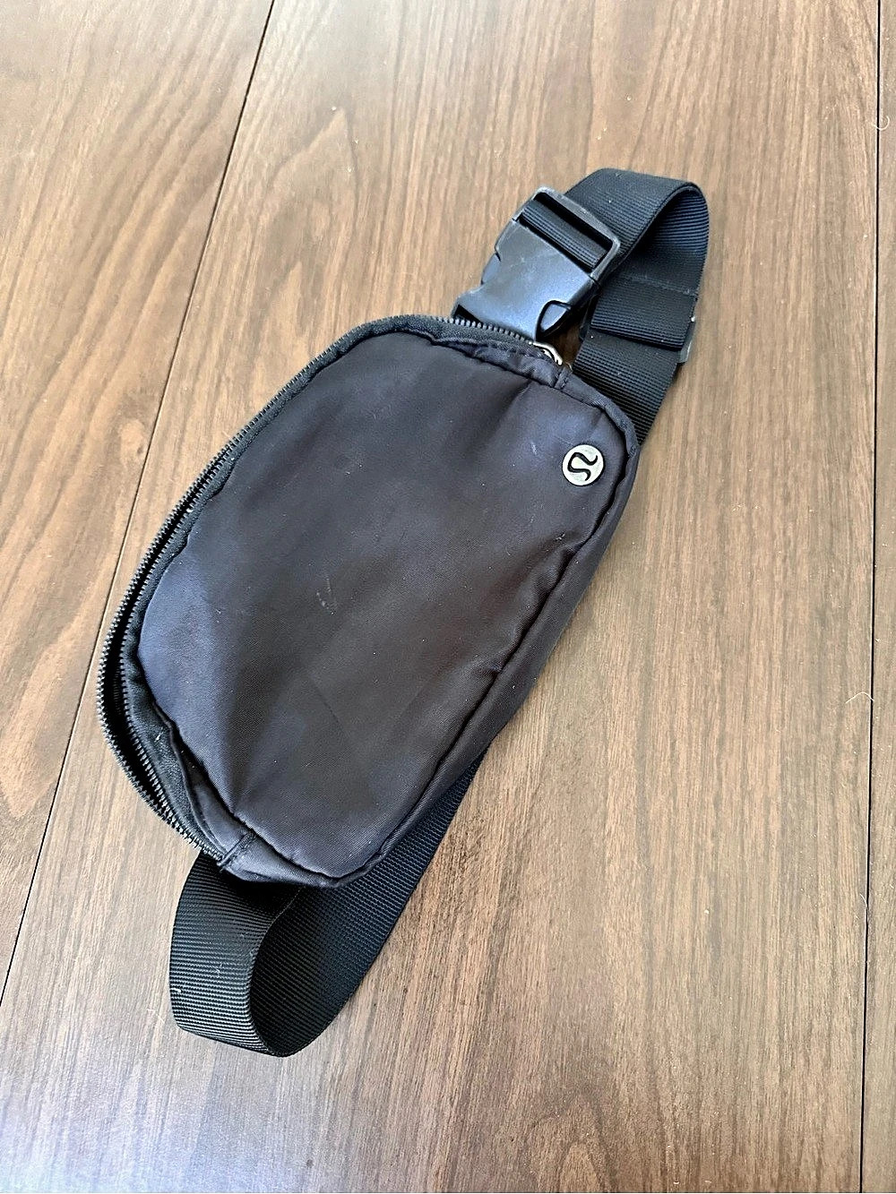 lululemon Everywhere Belt Bag 1L Crossbody in Black